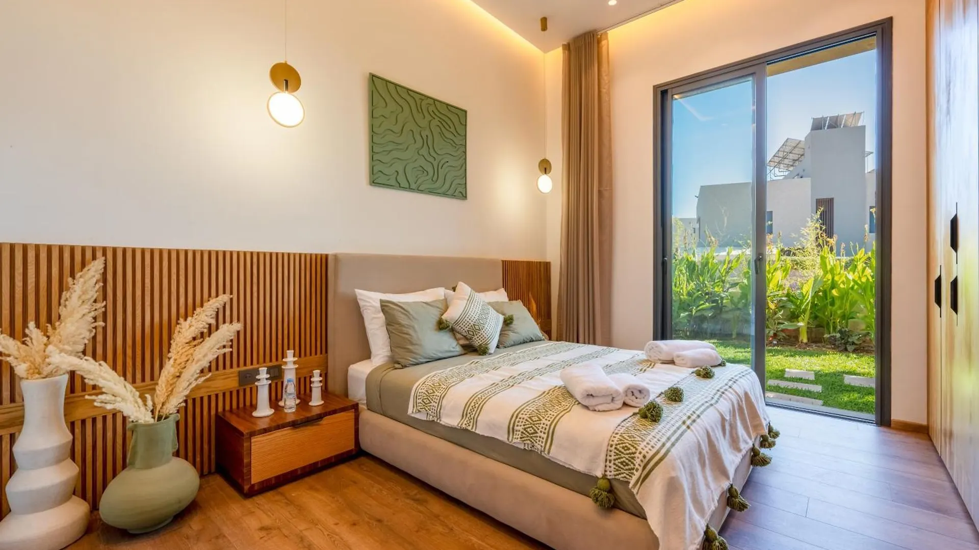 Villa Talia, Luxury Stay, Golf & Lake View Marakeş